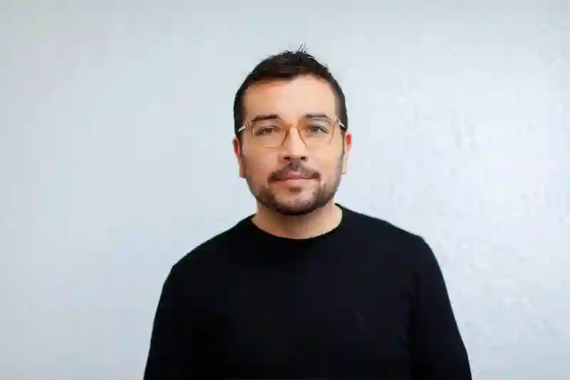 Iván Calderón