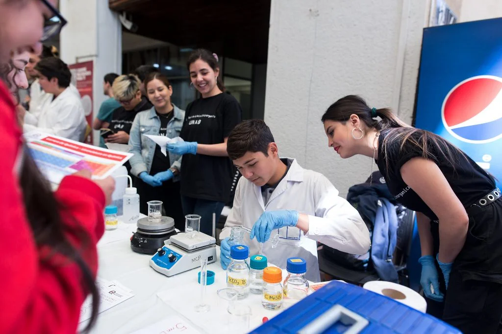 Vinculacion con el Medio Feria Cientifica